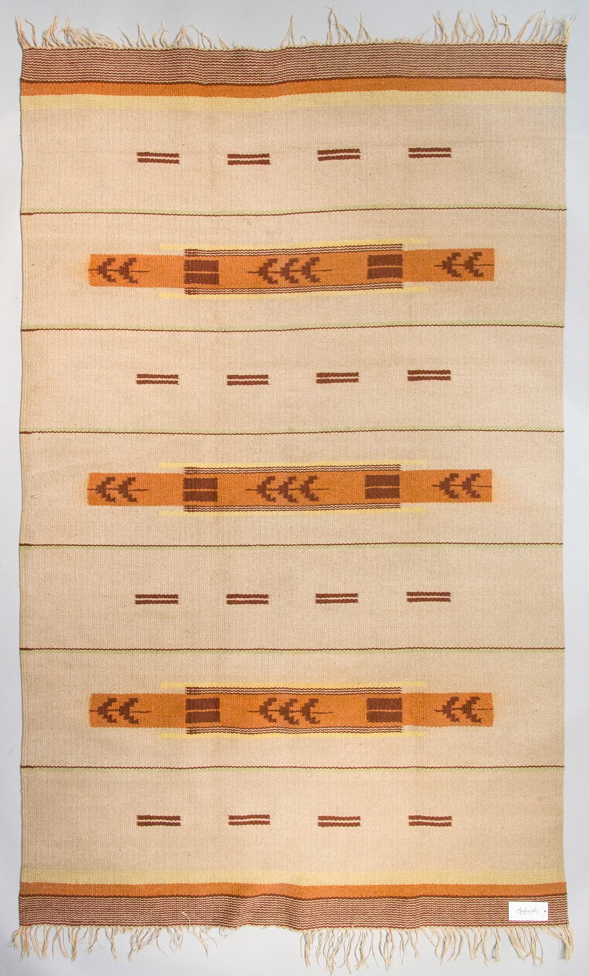 Hårgarnsmattor, 3 st, 1930-tal. Ca 245 x 150 cm och 123 x 53 cm.