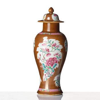 A matched six-piece famille rose garniture, Qing dynasty, Qianlong (1736-95).