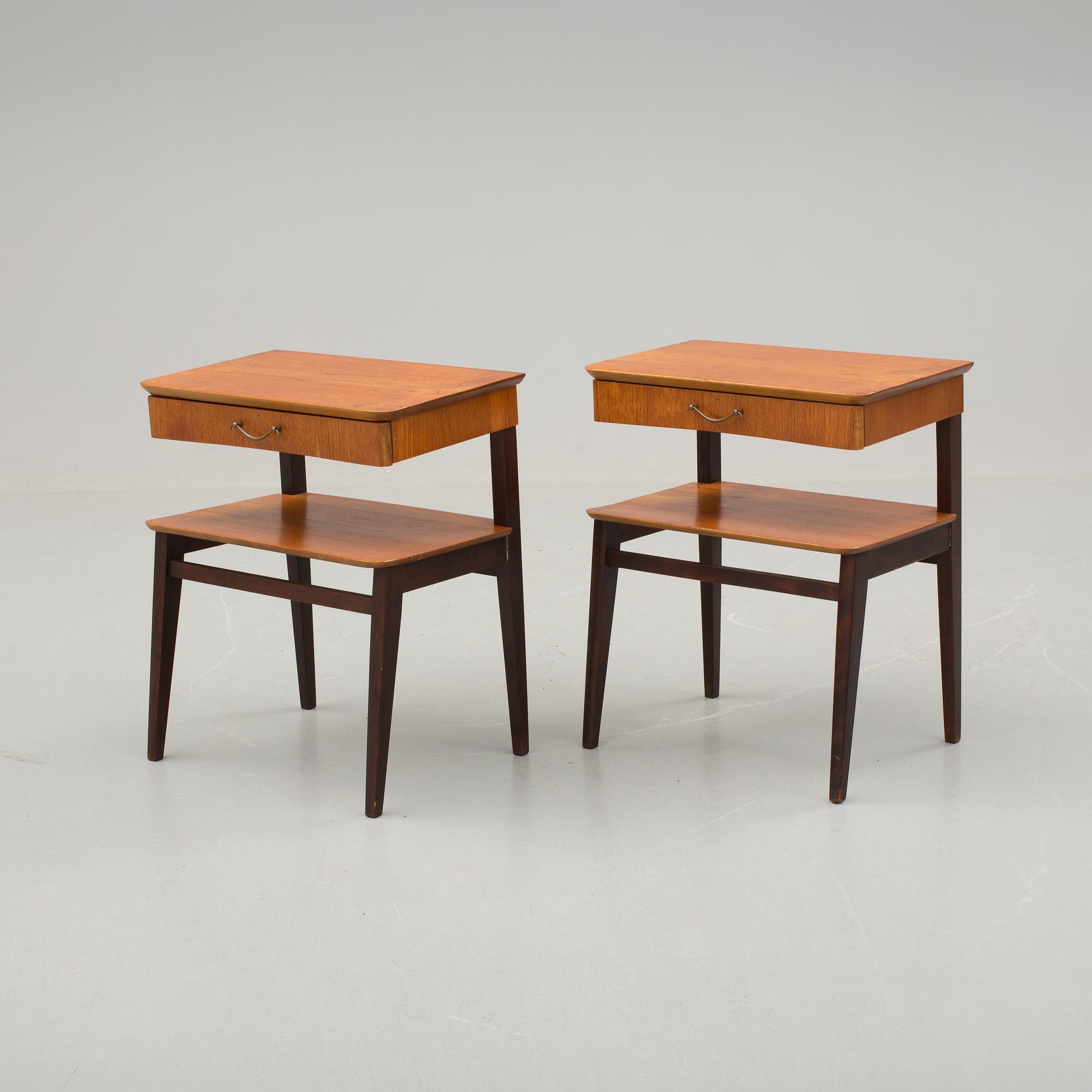 SÄNGBORD, ett par. 1950-/60-tal.
