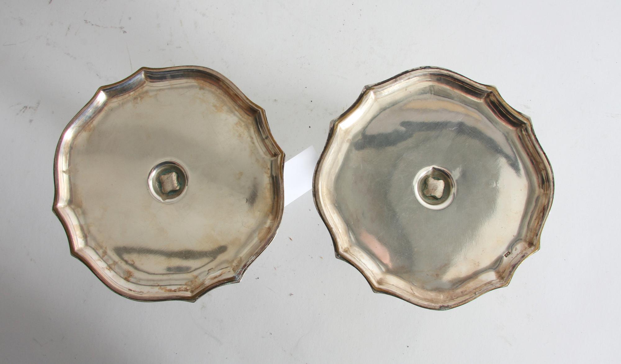 LJUSSTAKAR, ett par, nysilver.