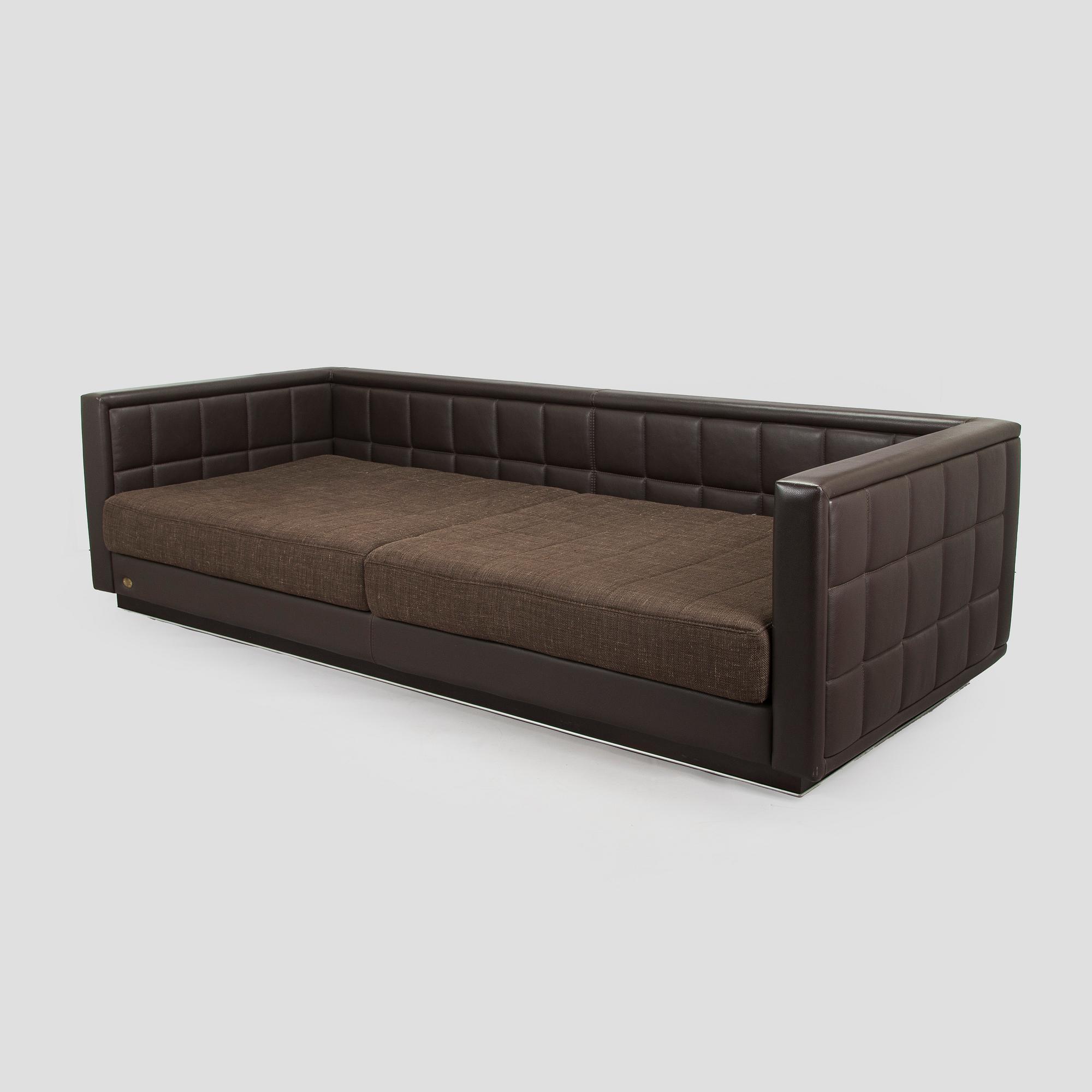 Soffa, Nieri, 2000-tal.