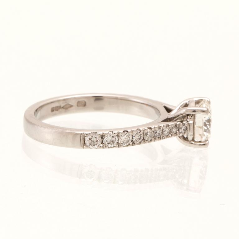 Ring platina med runda briljantslipade diamanter GIA cert, Van Bruun.