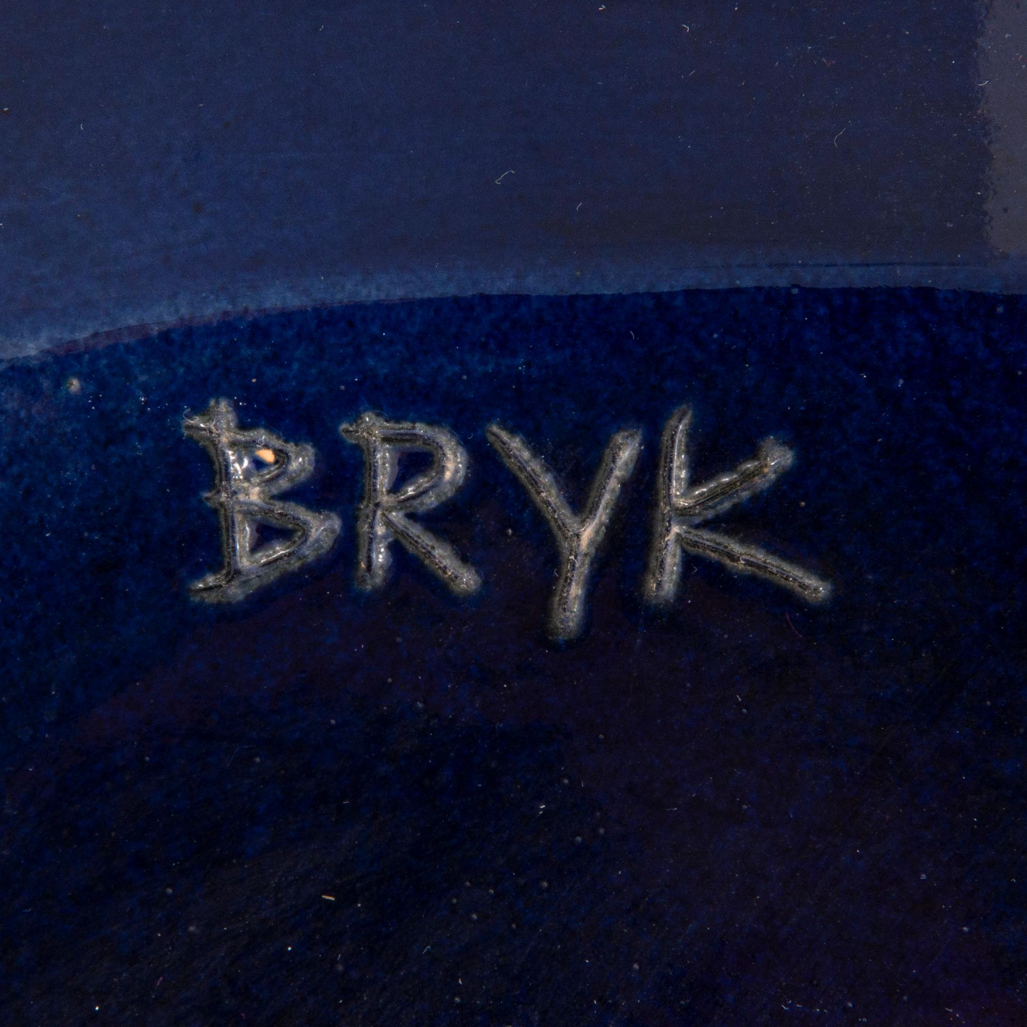 RUT BRYK, koristevati, signeerattu BRYK II/II.