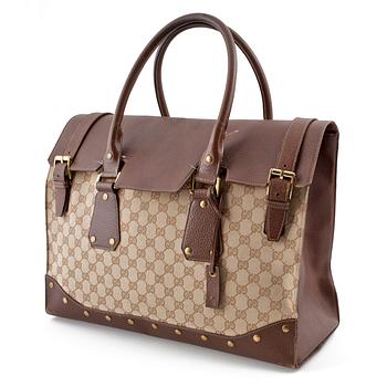 154. A Gucci handbag.