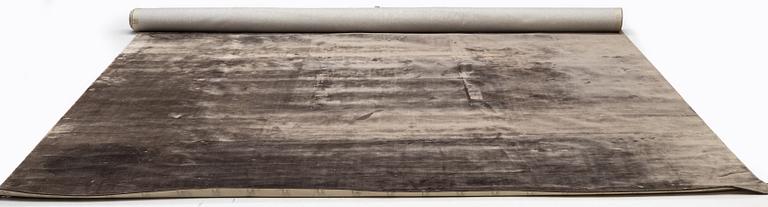 Carpet "Limited Edition". approx. 392 x 670 cm.