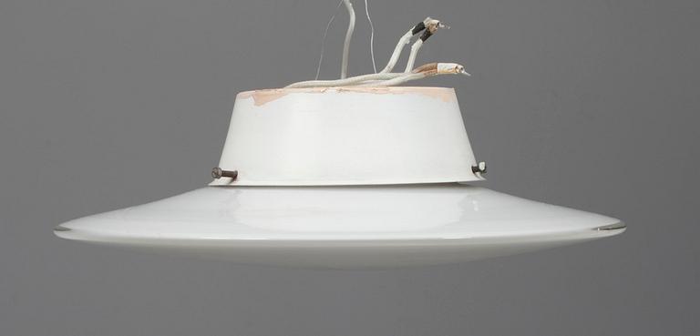 LAMPOR, ett par, opalglas, "Eclipta Lamp Small", design Arne Jacobsen, Orno. 1950-60-tal.
