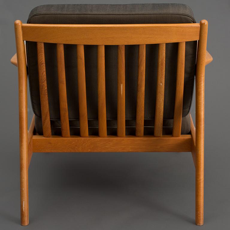 FÅTÖLJ, "USA -75", Folke Ohlsson för DUX, 1900-talets senare del.