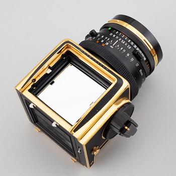 Hasselblad 500C/M Gold Exclusive, no. 0840.