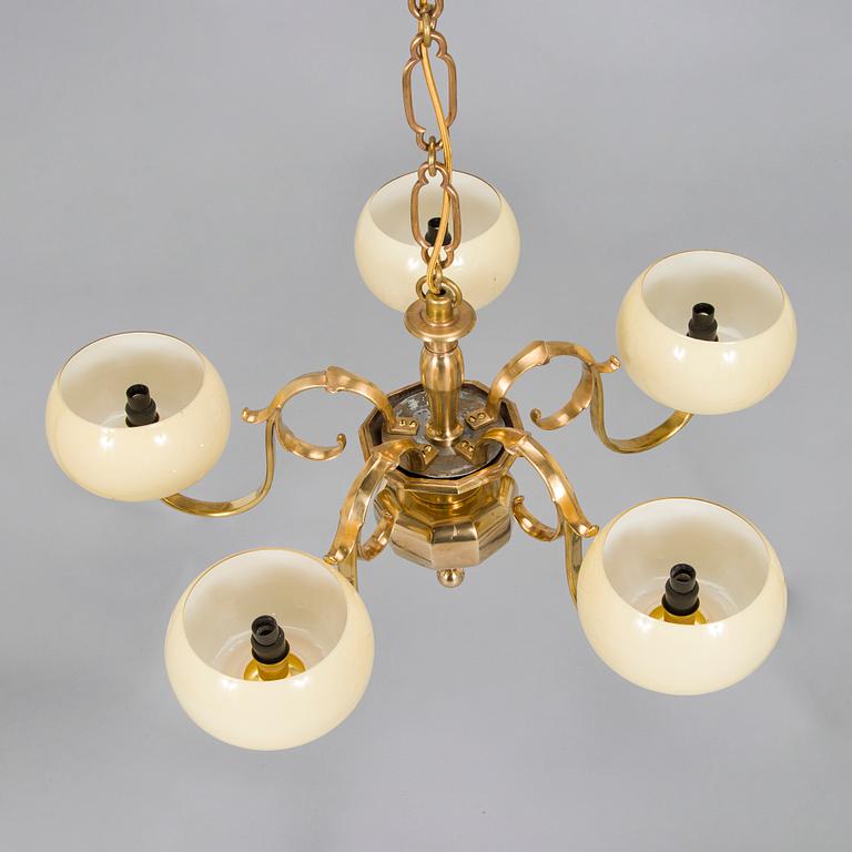 Paavo Tynell, a 1930's '1819/5' chandelier for Taito.