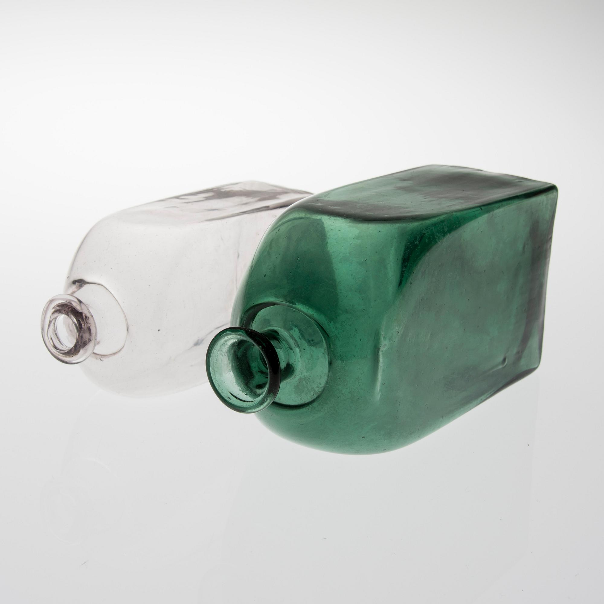 FLASKOR 2 ST, glas, 1800-tal.