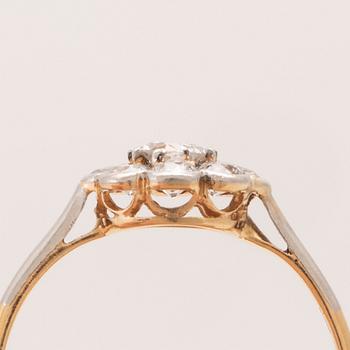 Ring Carmosé 18K red and white gold with round old-cut diamonds, K Anderson Stockholm 1918.