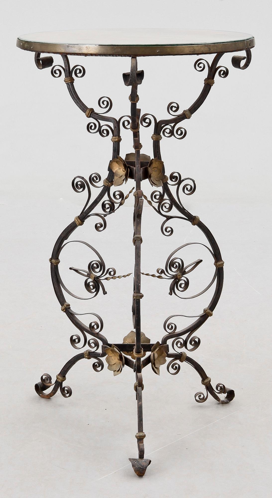TRÄDGÅRDSBORD, 1900-talets början.