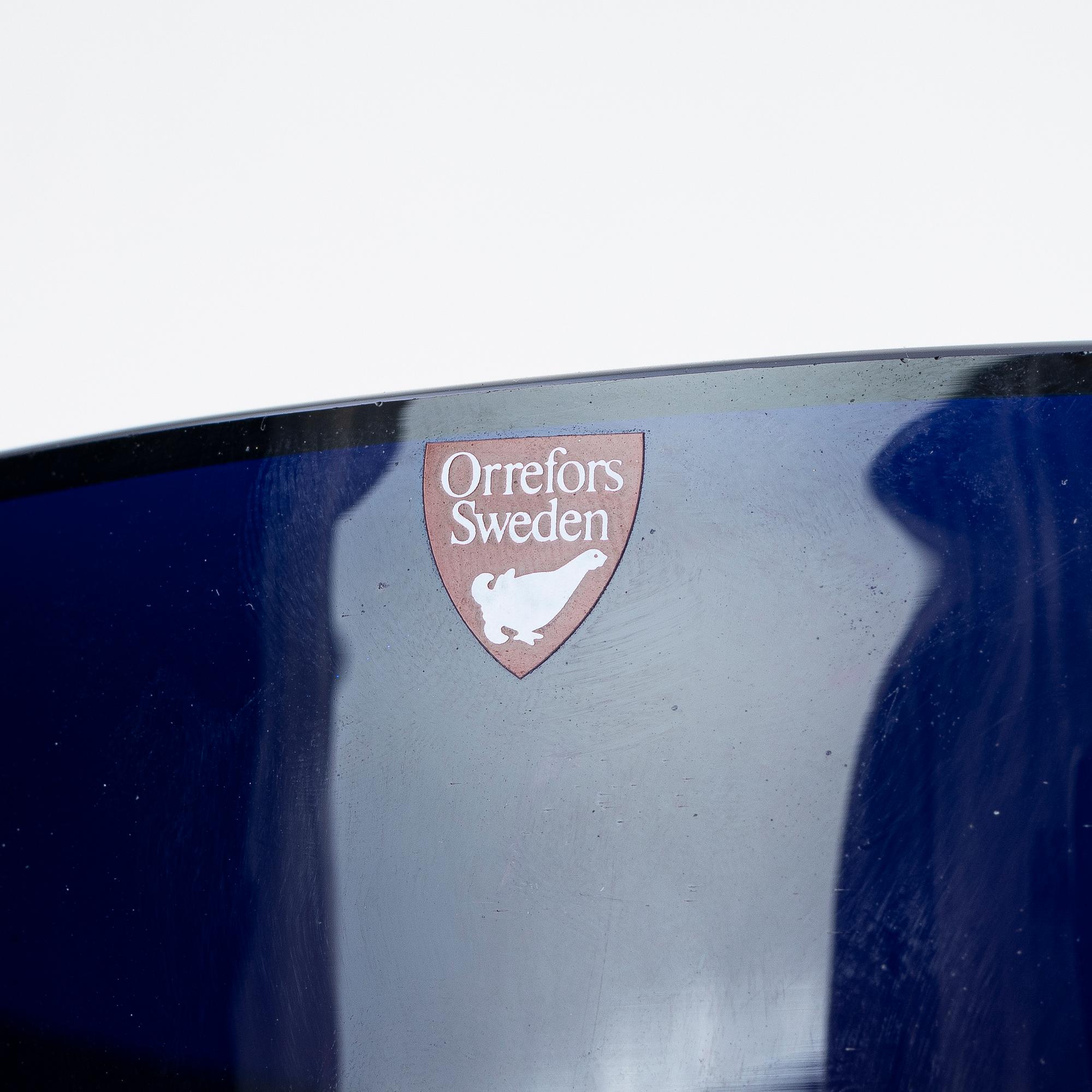 Erika Lagerbielke, skål, "Saragasso II", Orrefors Gallery 1988.