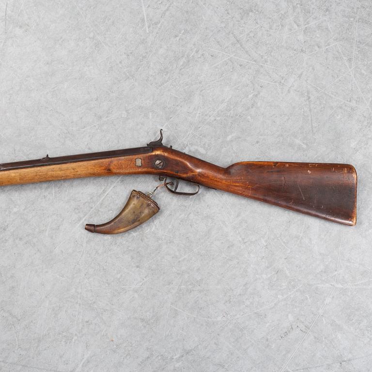 A Swedish percussion rifle, 19th Century.