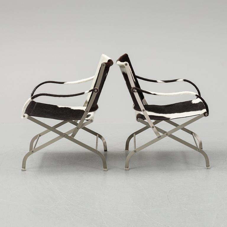 Antonio Citterio, a pair of 'Carlotta' chairs, Flexform, Italy.