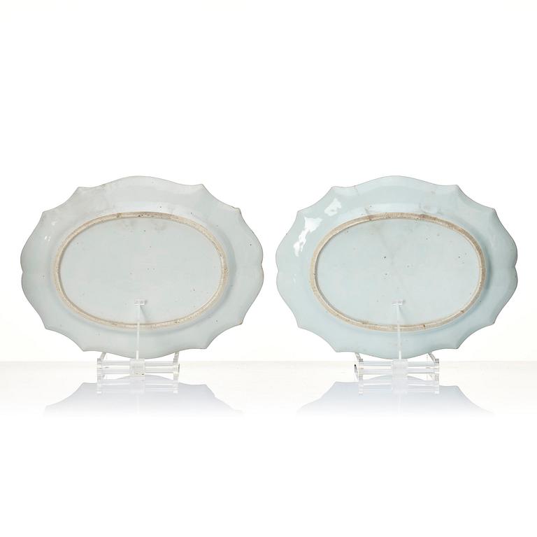 A set of five famille rose serving dishes, Qing dynasty, Qianlong (1736-95).