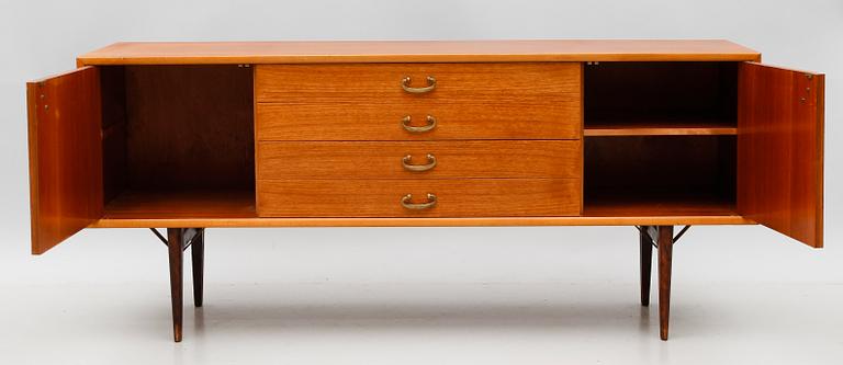 SIDEBOARD, 1900-talets andra hälft.