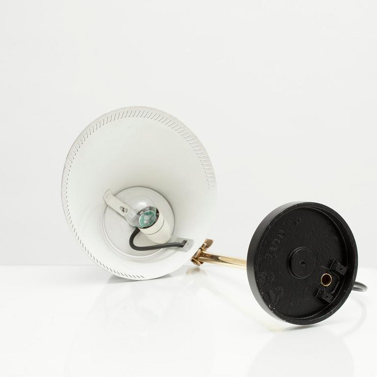 BORDSLAMPA, modell 9227, Paavo Tynell, stämplad Idman / Taito.