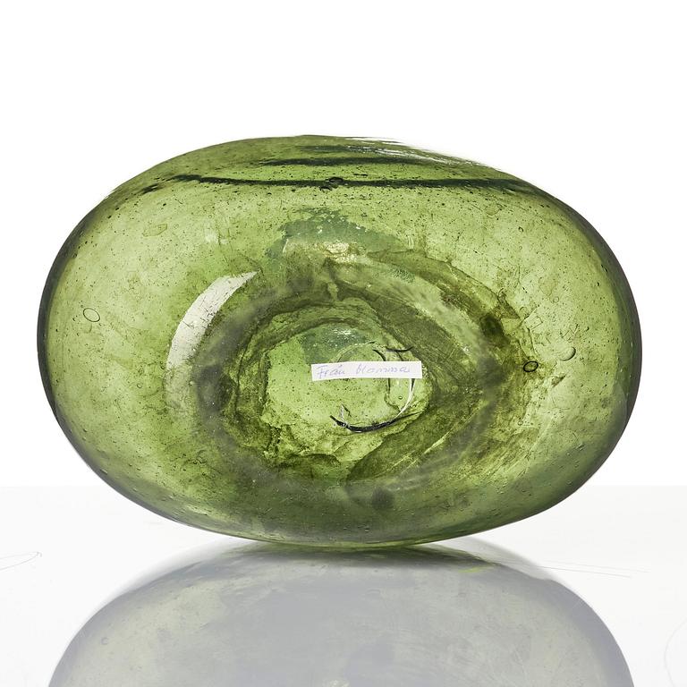 A Swedish glass bottle, 18th / early 19th century.