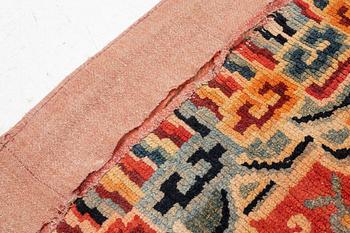 Meditationsmatta, antik Tibet, ca 84 x 80 cm.