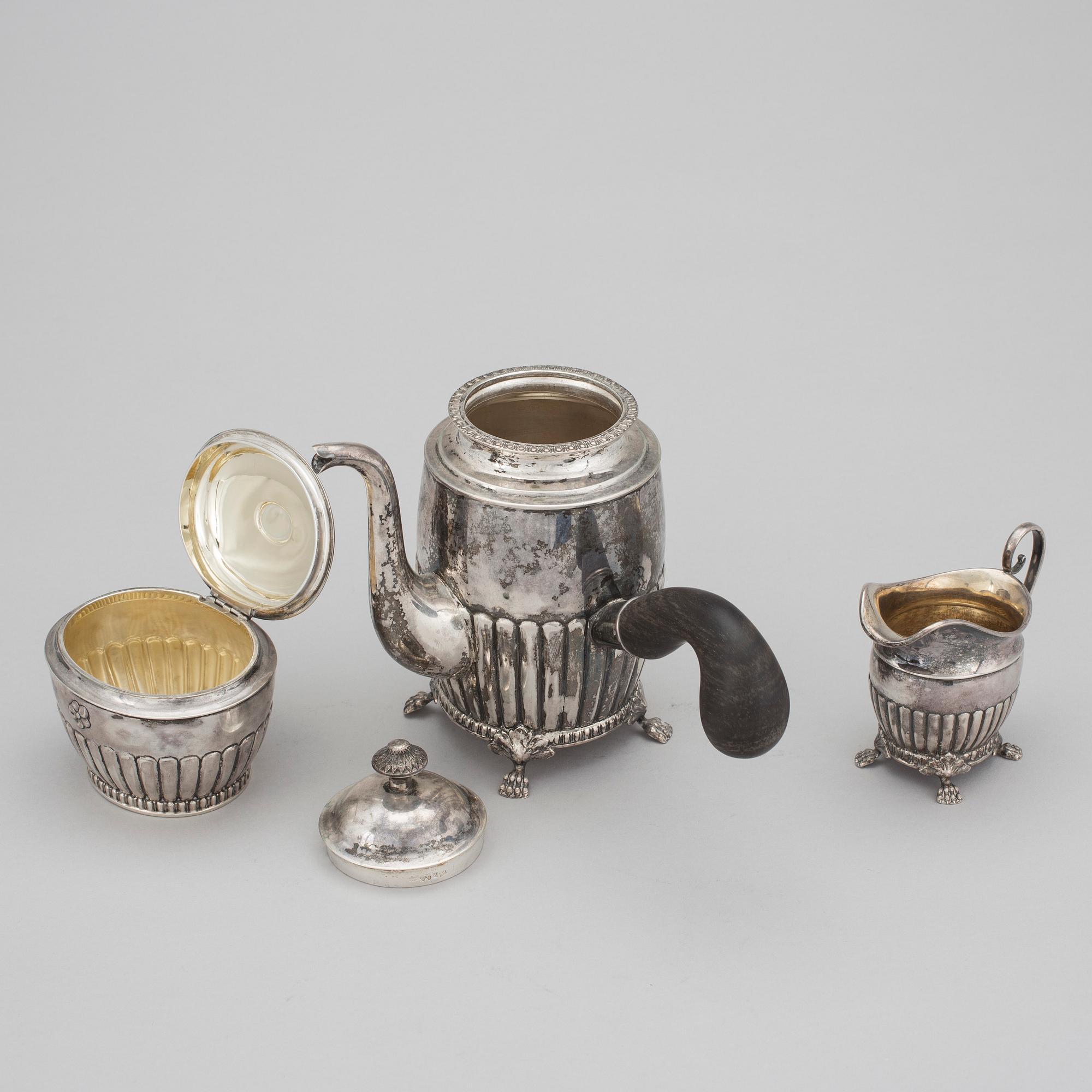 KAFFESERVIS 3 delar, silver, J. Grönroos, Kristianstad 1943. Vikt ca 502 gram.
