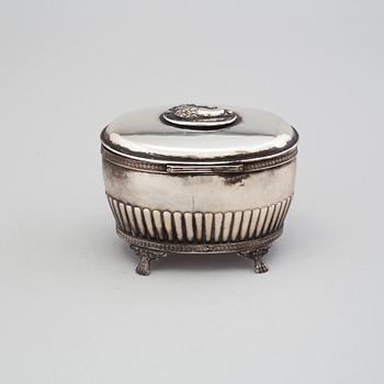 A Swedish early 20th century silver sugar-casket, mark of CG Hallberg, Stockholm 1908.