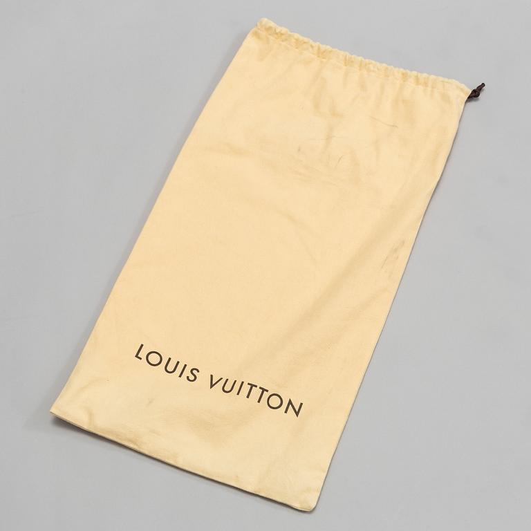 BATH TOWEL, "America's Cup 2017", Louis Vuitton.