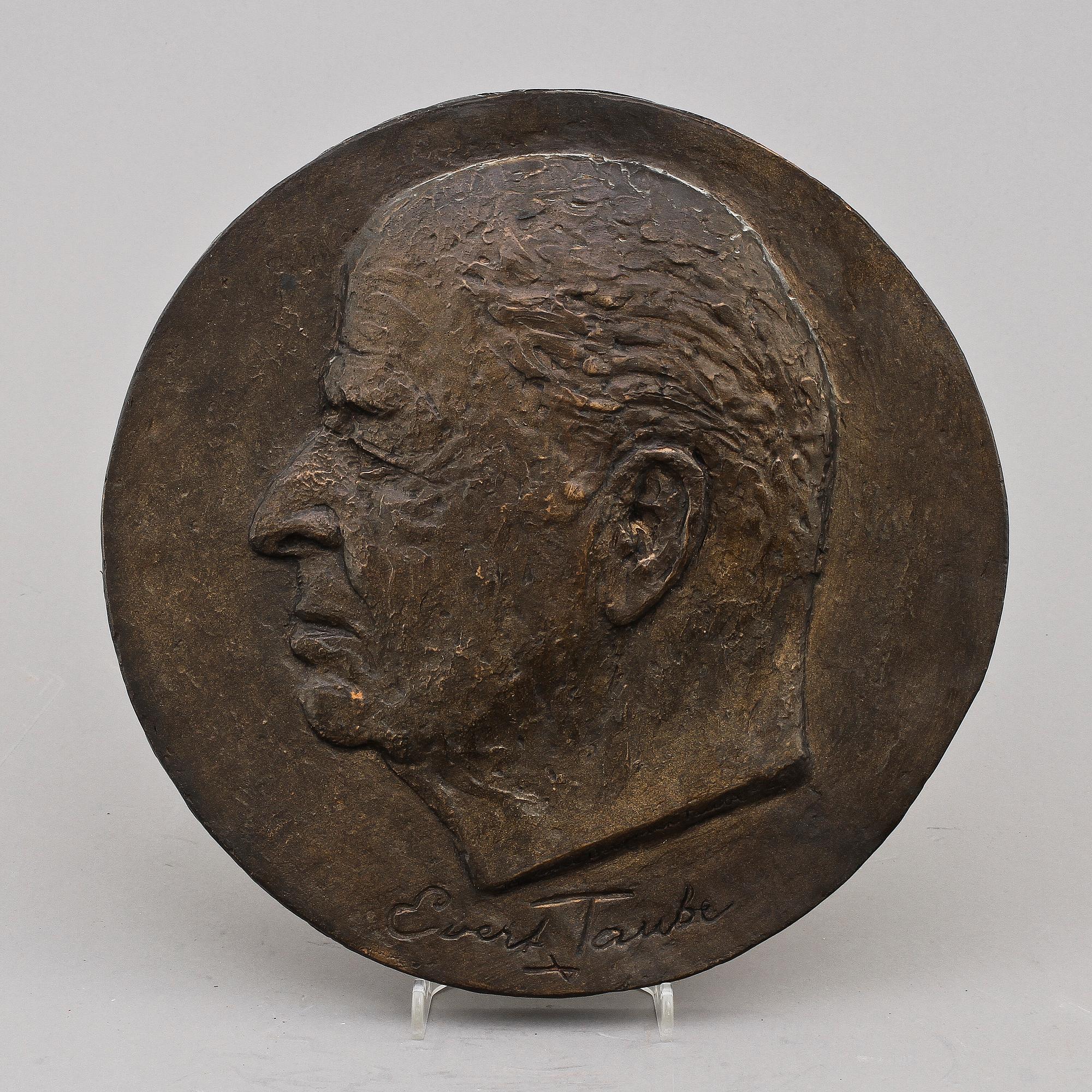 PORTRÄTTMEDALJONG,, konstmassa, Astri Bergman Taube, Svenska Medaljgillet, Eskilstuna.