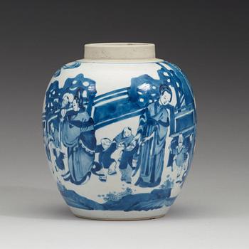 A blue and white jar, Qing dynasty, Kangxi (1662-1722).