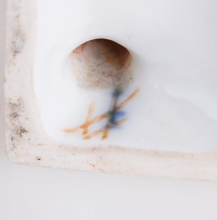 FIGURINER, 2 st, porslin, Mellaneuropa 1800-tal och tidigt 1800-tal.