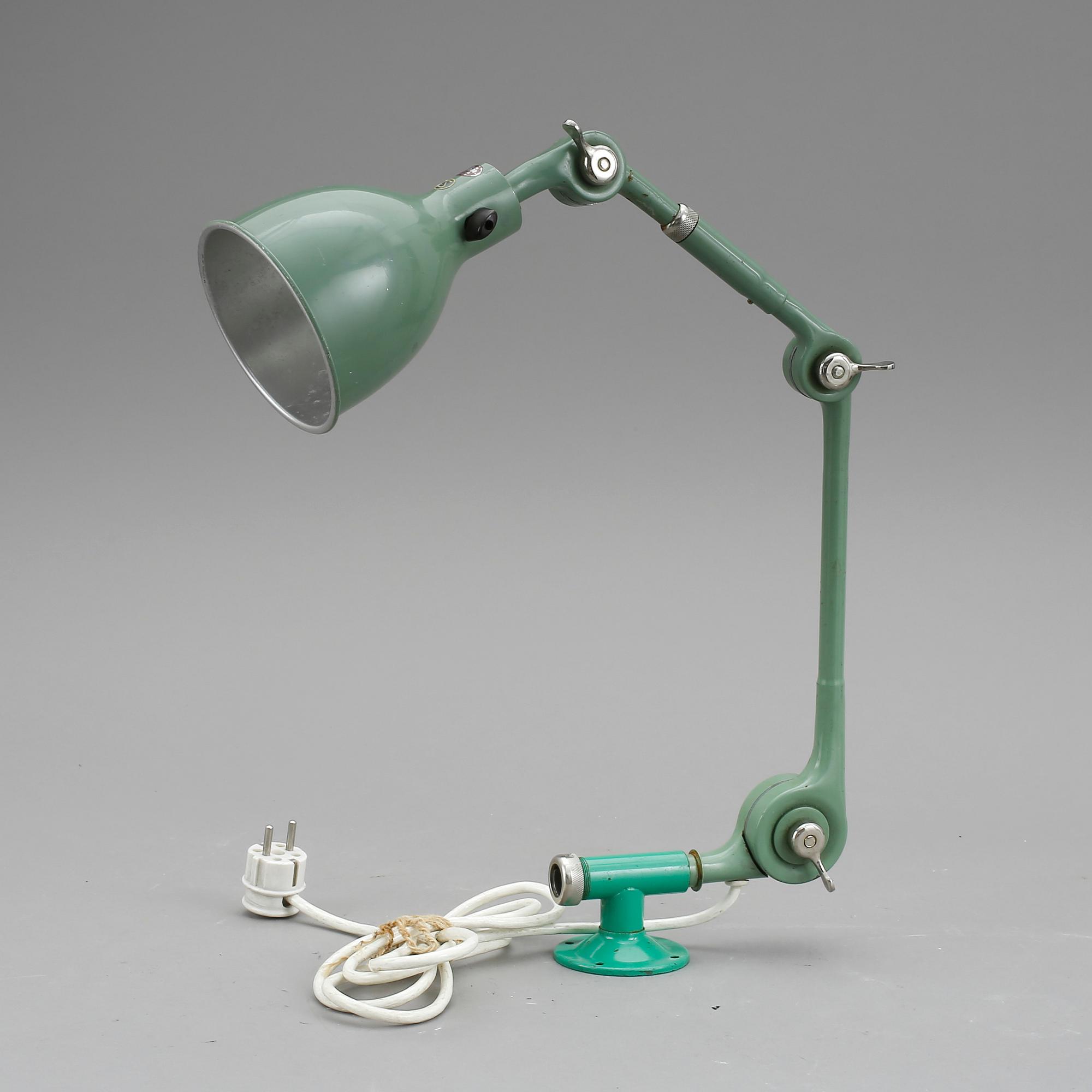 VÄGGLAMPA, PeFeGe, 1900-talets mitt.