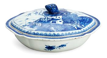 740. A blue and white vegetable tureen with cover, Qing dynasty, JIaqing (1796-1820).