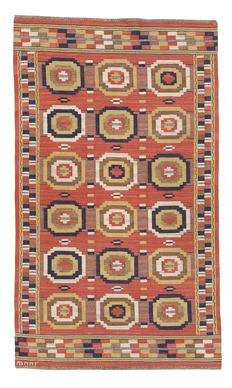 Märta Måås-Fjetterström, matta, "Röda åttan", rölakan, ca 255-257 x 149-150,5 cm, signerad AB MMF.