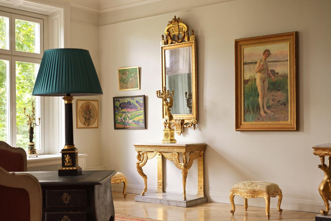 The season's largest live auction with the very best in Fine Art