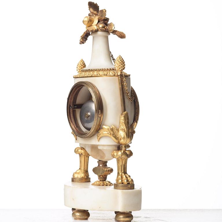 A Louis XVI late 18th Century mantel clock, by Pierre Michel Barancourt (active in Paris 1779-89).