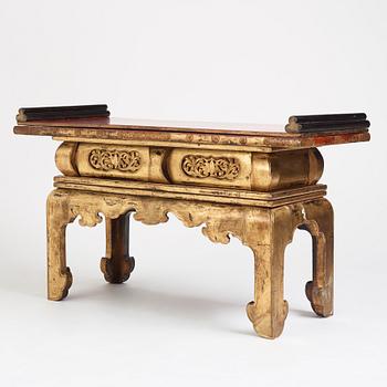 A Japanese lacquered and qilded Buddhist altar table or Butsudan.  Edo period (1603-1868).