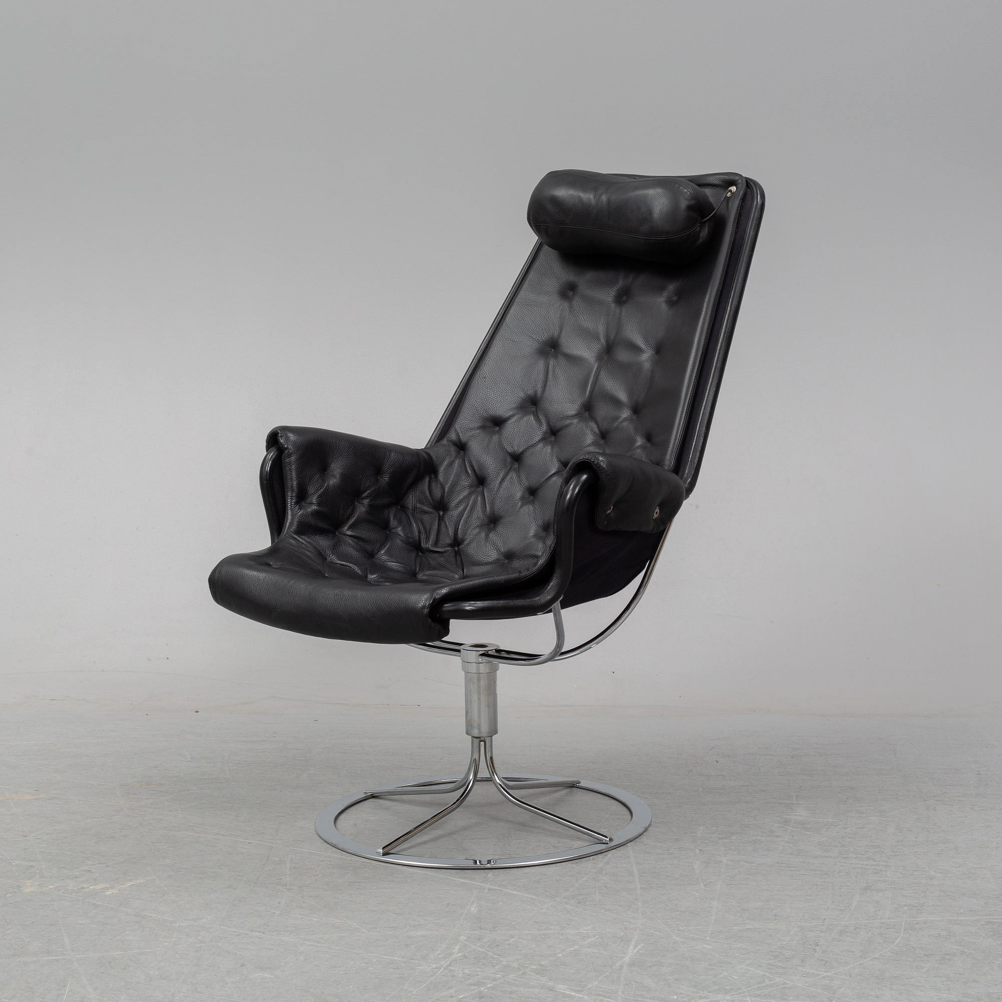 BRUNO MATHSSON, fåtölj, "Jetson", Dux, omkring 2010.