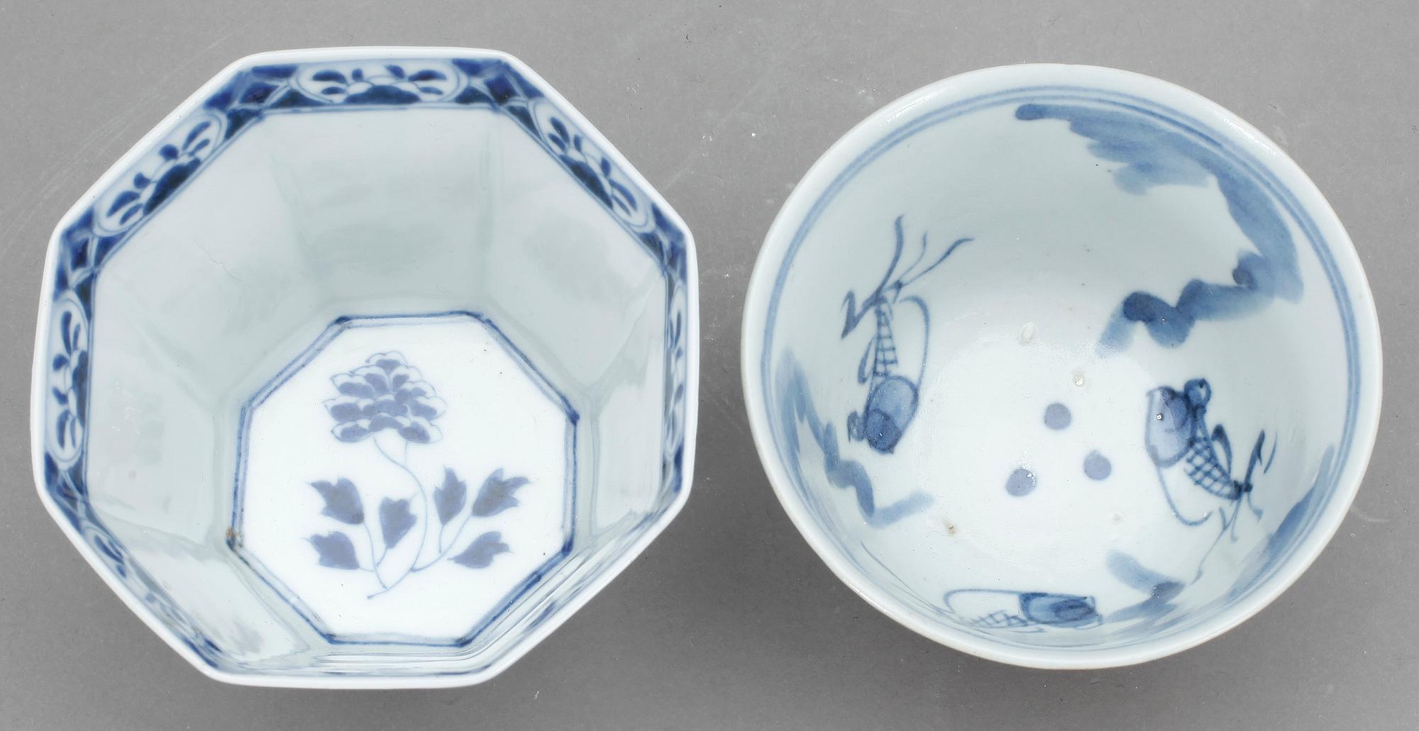 KOPPAR, 2 st, porslin, Kina Qingdynastin, 1700-tal.