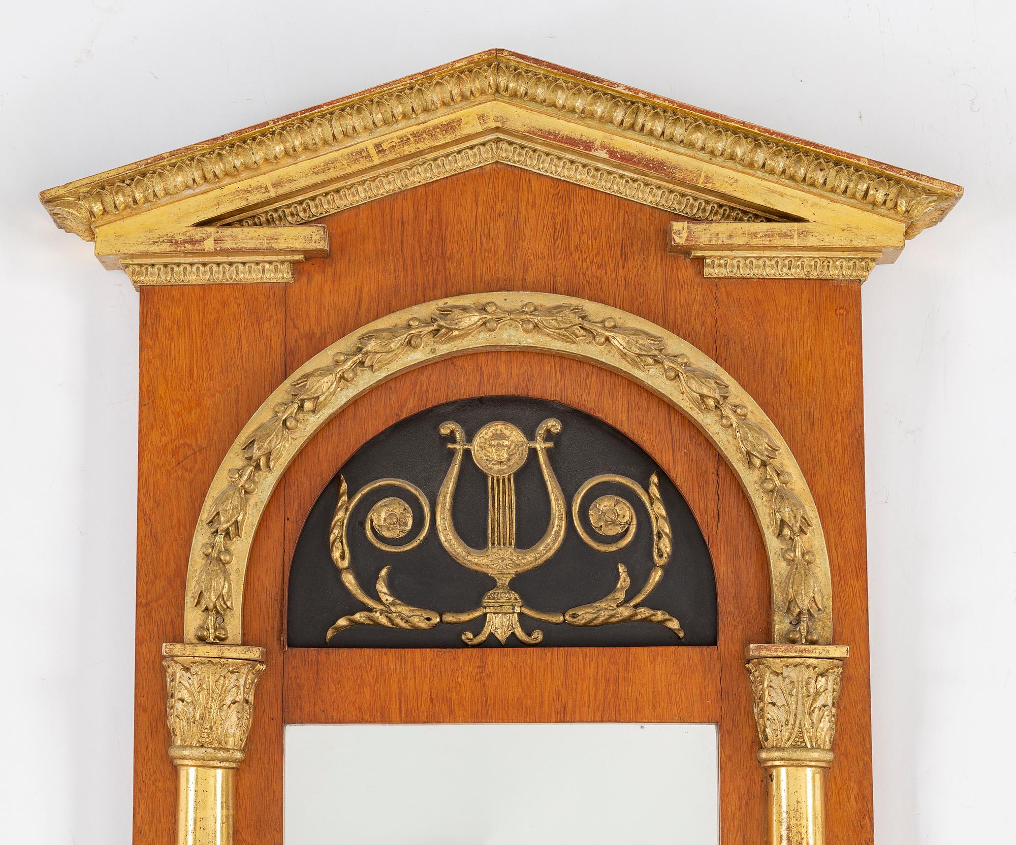 SPEGEL OCH KONSOLBORD svensk empire, Karl Johan, 1800-talets första hälft.