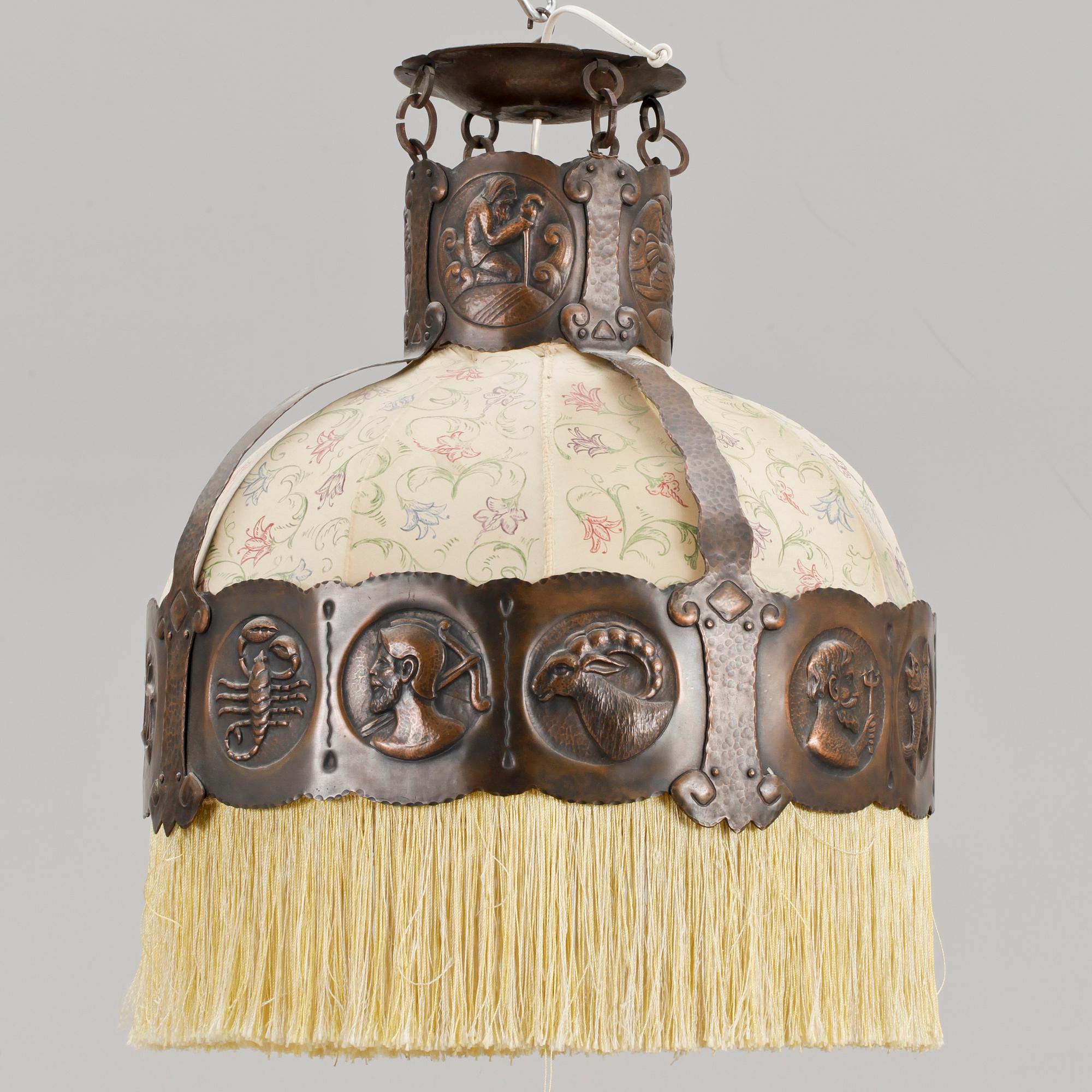 TAKLAMPA, koppar, Jugend, tidigt 1900-tal. H ca 45.