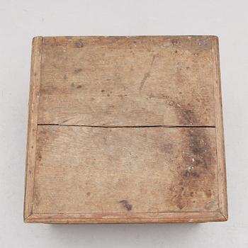 SKRIVSCHATULL, allmoge, 1800-tal.