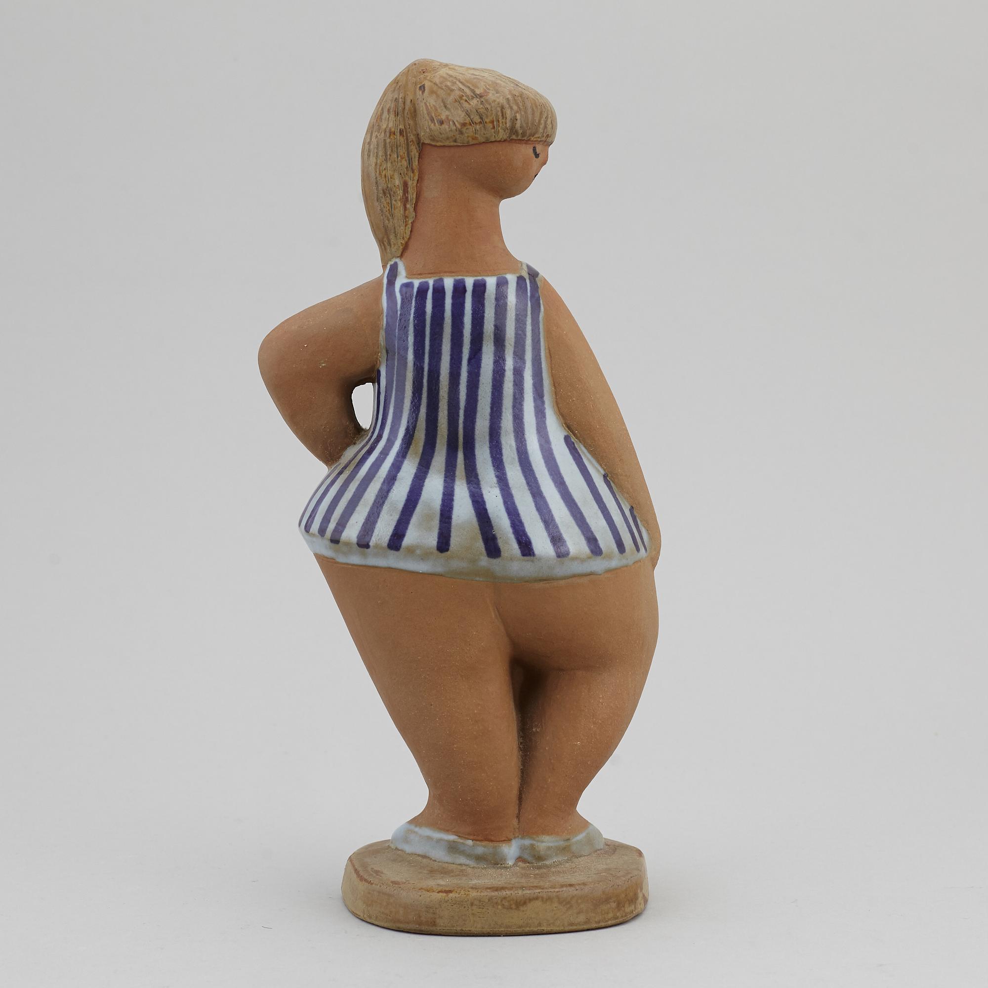 LISA LARSON, figurin, stengods, "Dora", Gustavsberg.