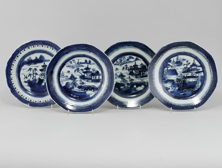 TALLRIKAR, 4 st, porslin, Kina, 1800-tal.