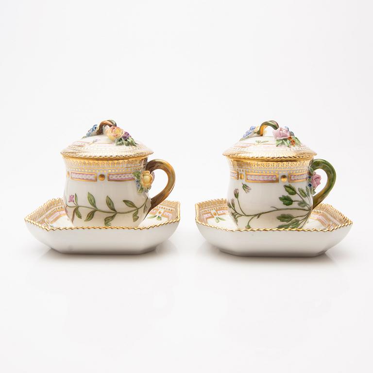 Cream cups with lids and saucers, 2 pcs, "Flora Danica", Royal Copenhagen, Denmark, 20th century.