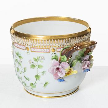 Royal Copenhagen, A Royal Copenhagen 'Flora Danica' wine cooler / jardiniere, Denmark, 1894-1900.