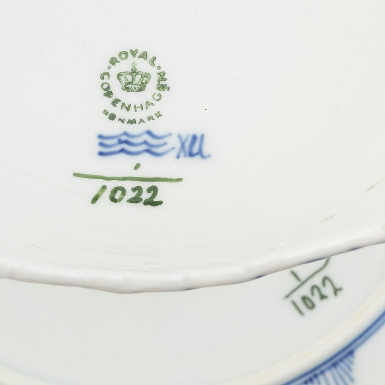 Royal Copenhagen,  a '1022' 'Musselmalet Full Lace' porcelain bowl, Denmark.