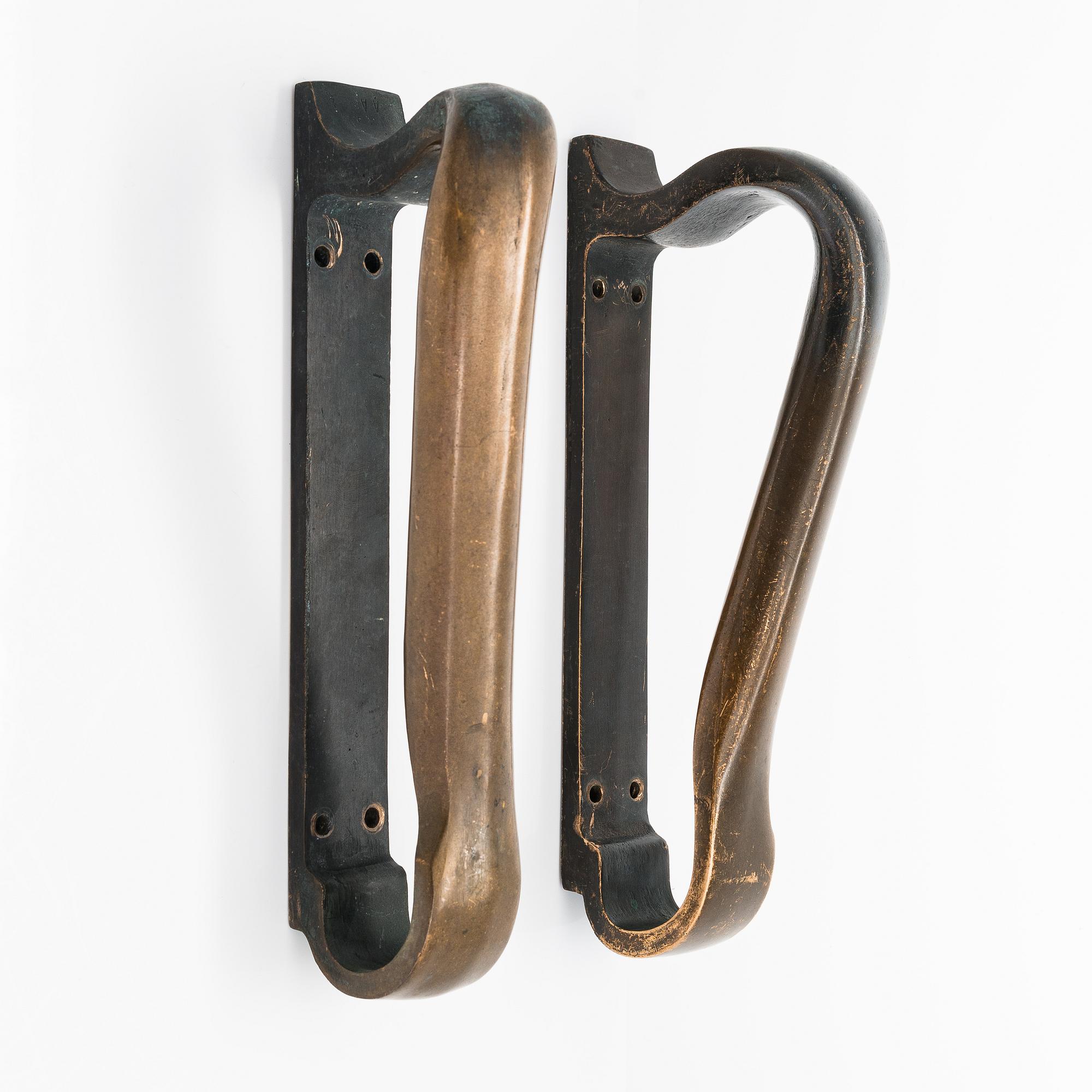 Alvar Aalto, a pair of door handles for Valaistustyö.