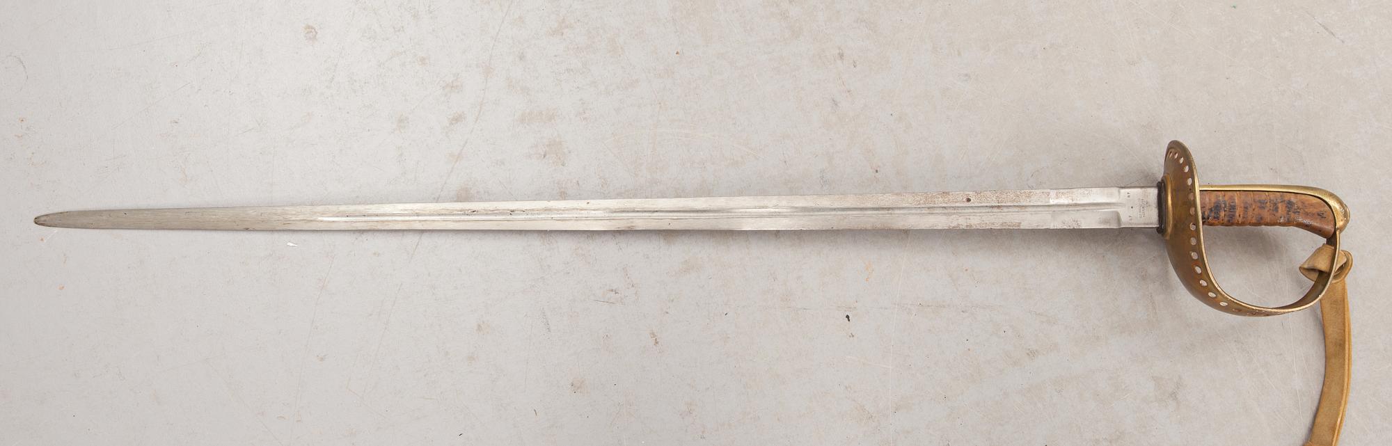 SABEL, svensk, m/1893.
För kavallerimanskap.