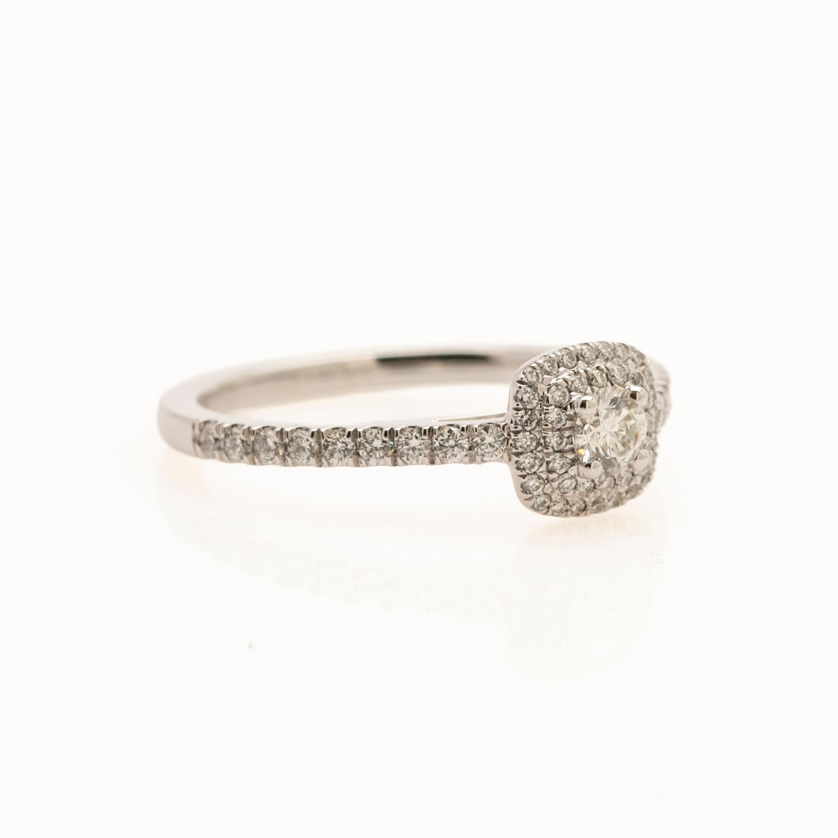Ring, 18K gold with diamonds, Guldfynd.