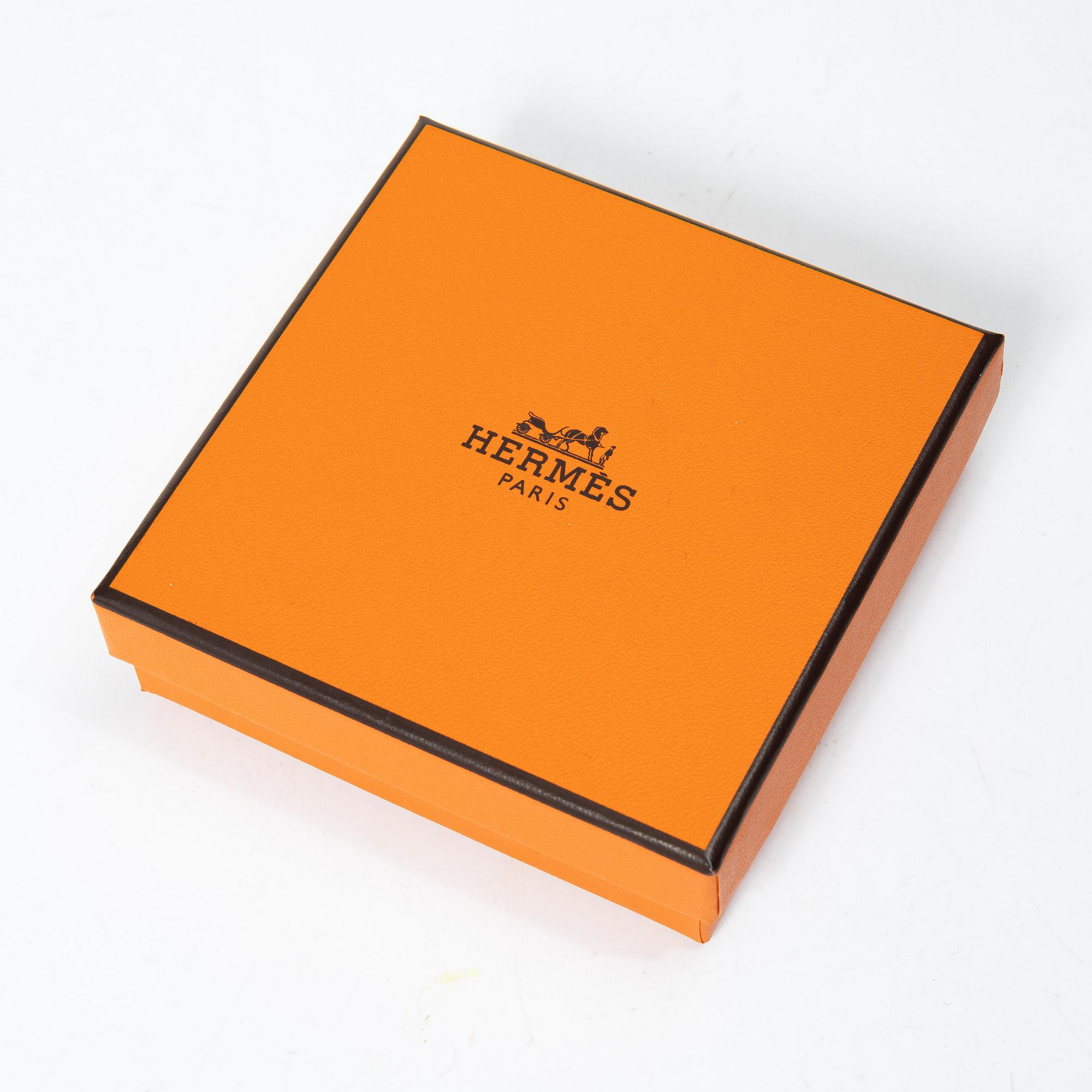 Hermès, bracelet, “Behapi Double Tour”.